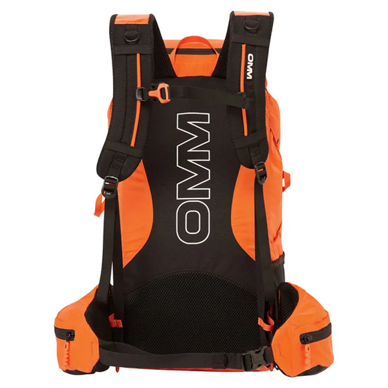 OMM Classic 18 Unisex Running Rucksack in Orange-1