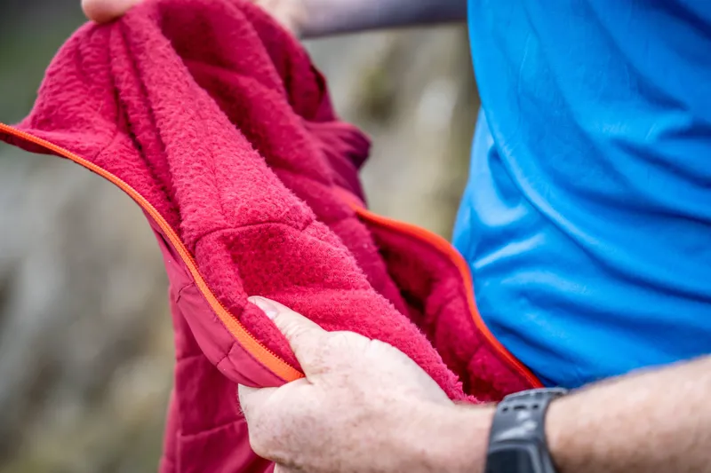 OMM Men's Mountain Core Smock in Dark Red-4