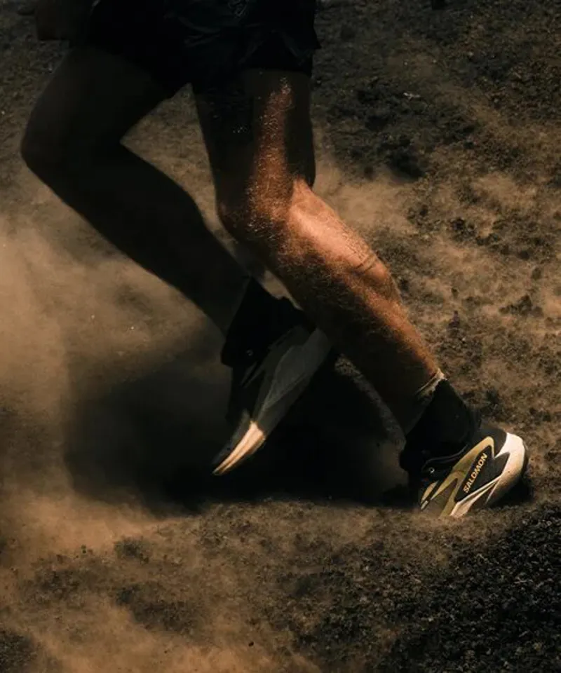 Salomon Genesis Men's Trail Running Shoe in Carbon/Tahitian Tide/Quiet Shade-8