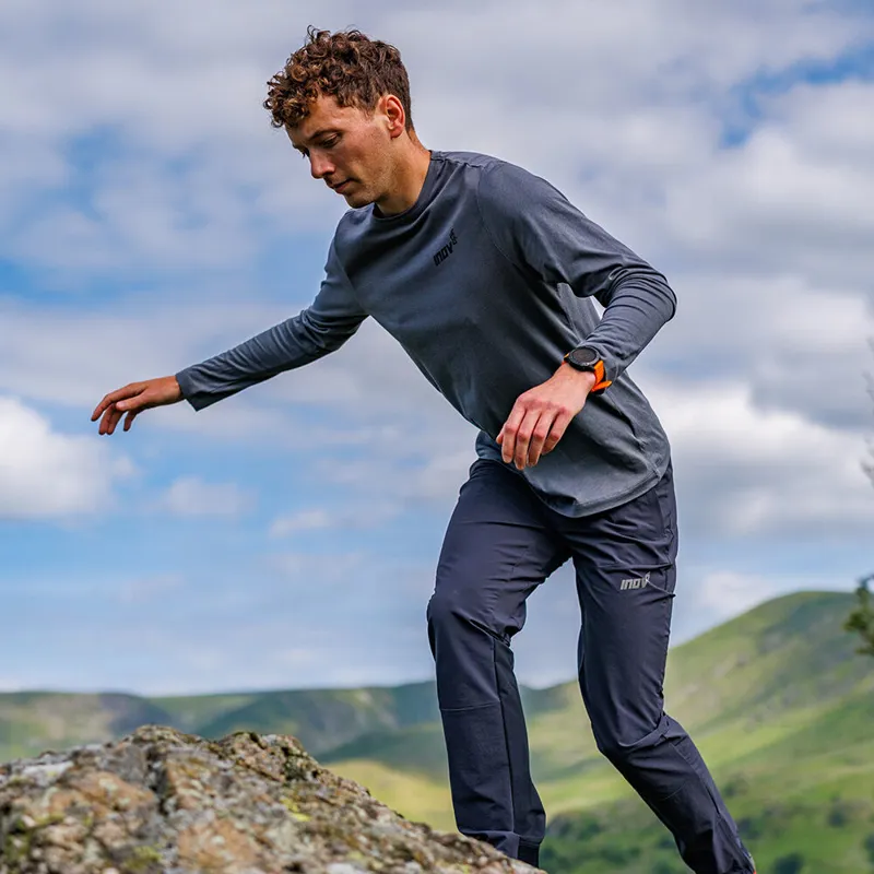 Inov8 Men's Graphic Tee LS 'Brand' in Grey-3