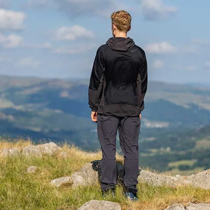 Inov8 Performance Hybrid Men's Softshell Jacket in Black/Graphite-8