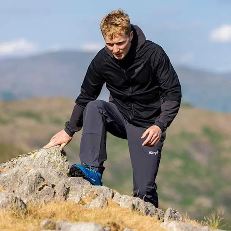 Inov8 Performance Hybrid Men's Softshell Jacket in Black/Graphite-6