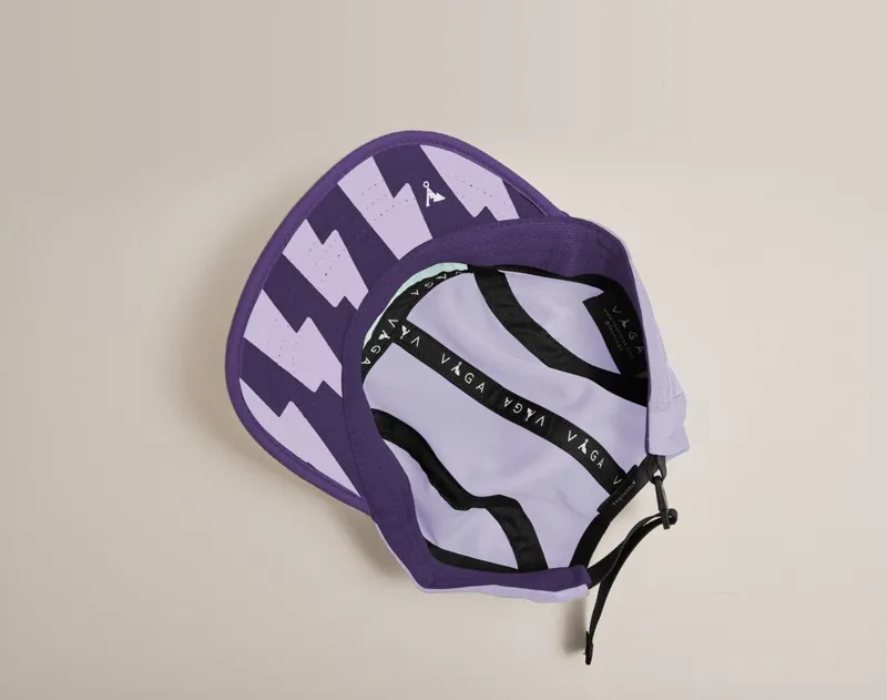 Våga Night Club Running Cap in Lilac-1