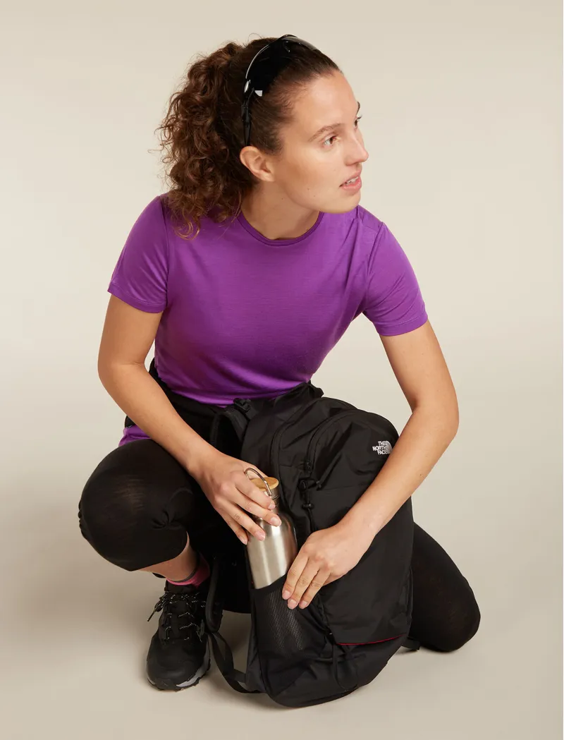 Icebreaker Merino Blend 125 Cool-Lite Sphere Short Sleeve Women's T-shirt in Passion-2