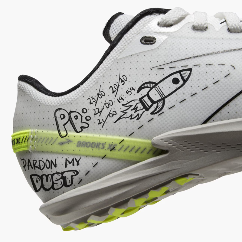 Brooks Draft XC Unisex Running Spike Shoe in Green Gecko/Red Orange/White-5