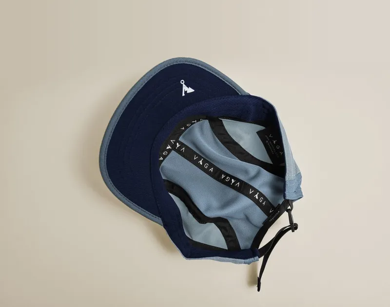 Våga Night Club Running Cap in Aviation Blue/Dusk Blue-1