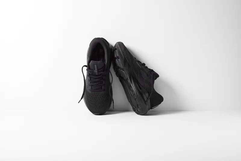 Brooks Adrenaline GTS 24 Wide Men's Road Running Shoe in Black/Black/Ebony-5