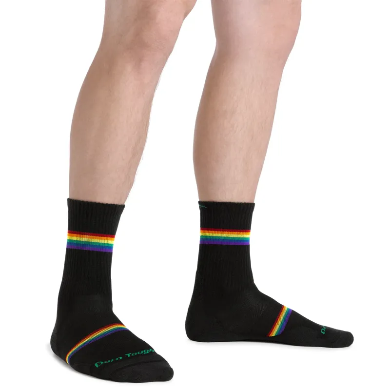Darn Tough Prism Crew Lightweight Cushion Running Sock in Black-3