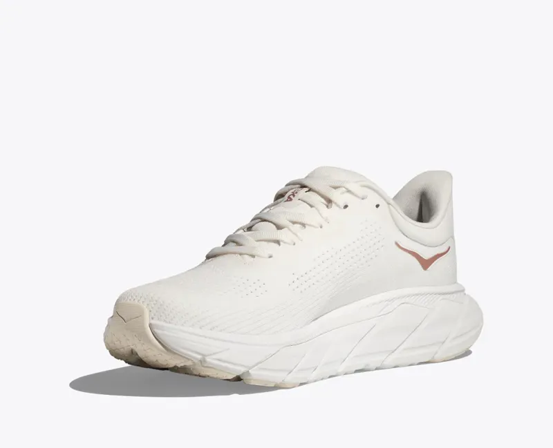 HOKA Arahi 7 Women's Road Running Shoe in Blanc de Blanc/Rose Gold-6