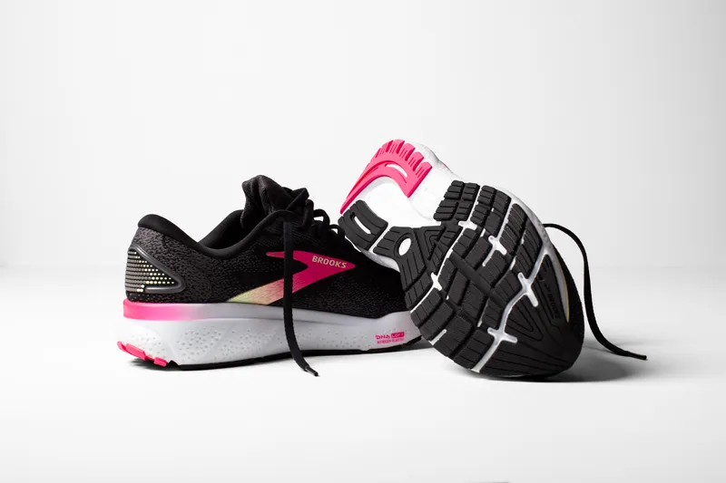 Brooks Ghost 16 Wide Women's Road Running Shoe in Black/Pink/Yellow-7