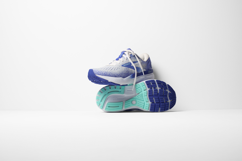 Brooks Ghost 16 Women's Road Running Shoe in White/Amparo Blue/Limpet Shell-7