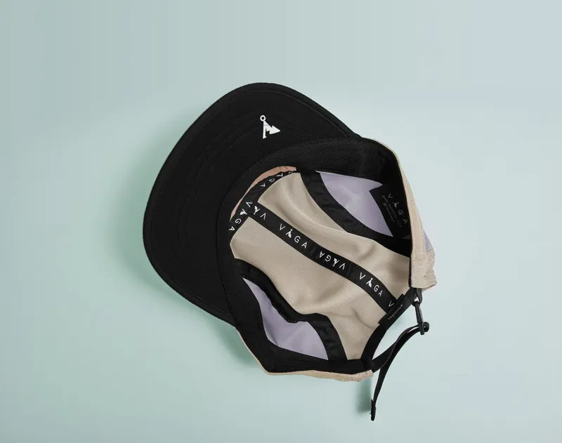 Våga Running Club Cap in Camel/Mist Grey/Cream-1