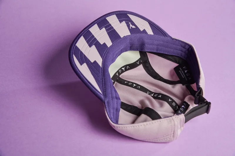Våga Night Club Running Cap in Lilac-3
