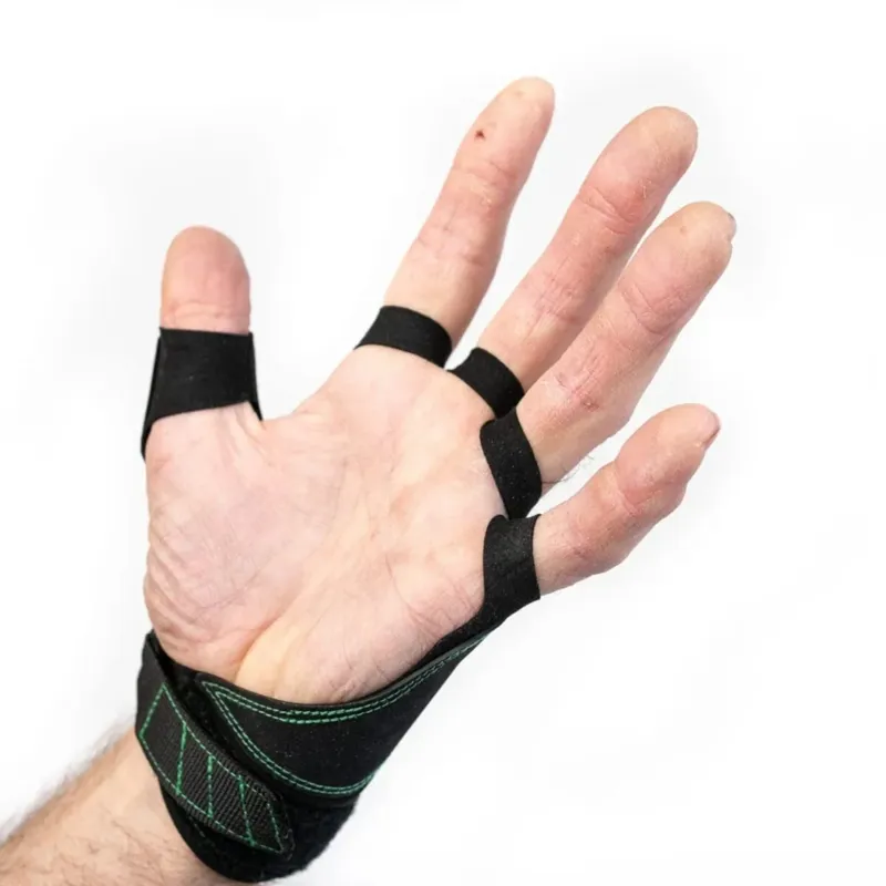 Wideboyz Crack Climbing Gloves in Black -6