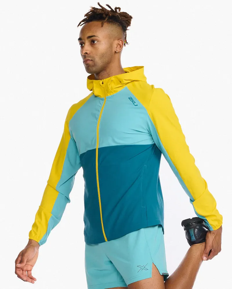 2XU Aero Men's Windproof Jacket in Sulphur/Oceanside Reflective-3