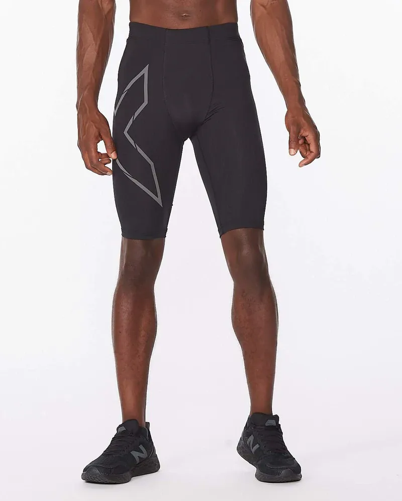 2XU Men's Light Speed Compression Shorts in Black/Black Reflective