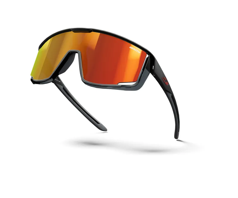 Julbo Fury Running Sunglasses with Reactiv Lens in Black / Red -4