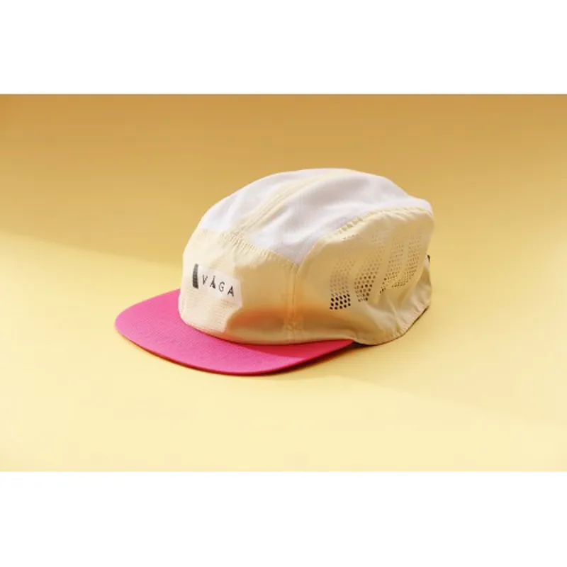 Våga Feather Racing Cap in Poster Pink/Pale Yellow/White 
