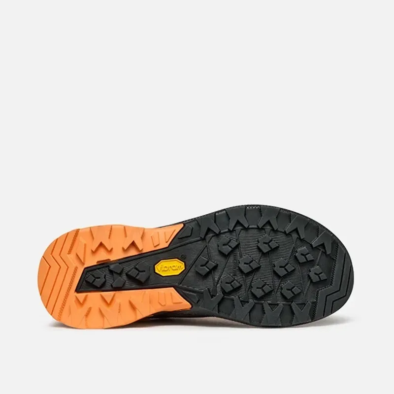 Garmont 9.81 Onyx GTX Women's Approach Shoe in Raven Black/Mock Orange-1
