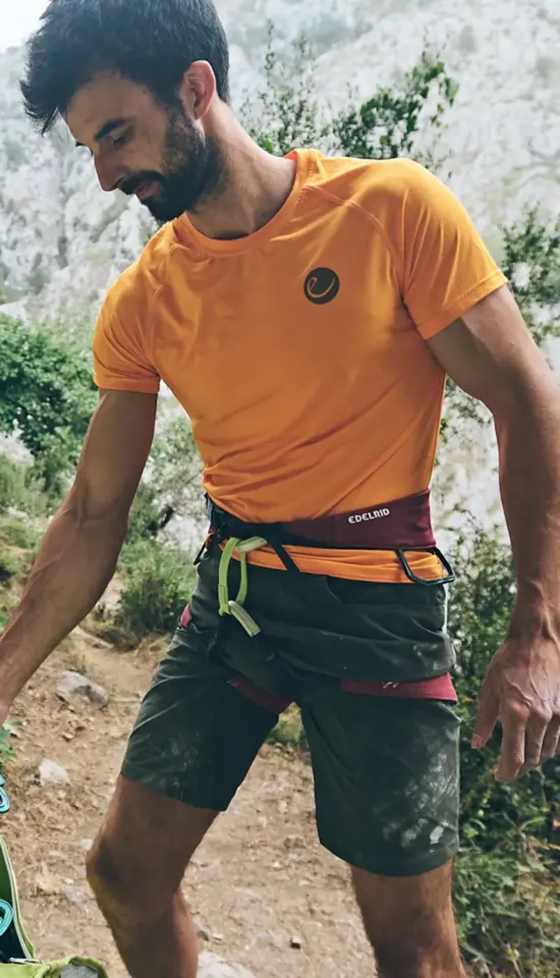 Edelrid Sirana TC II Climbing Harness in Beetroot-3