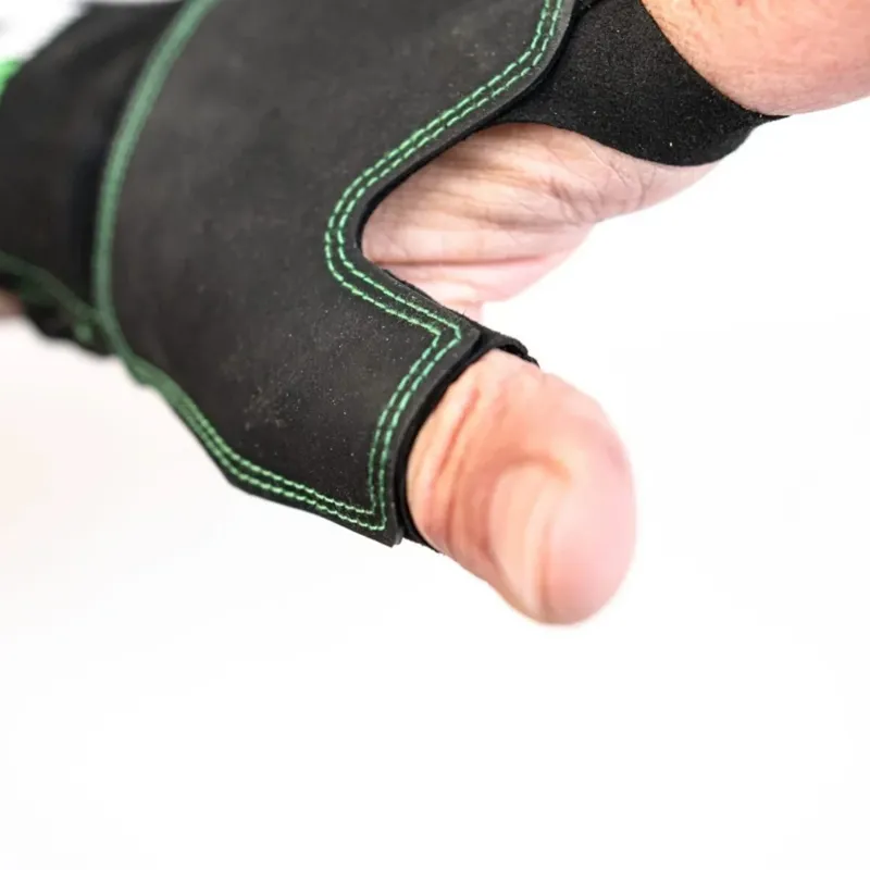 Wideboyz Crack Climbing Gloves in Black -3