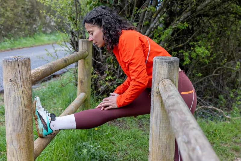 Salomon Sense Ride 5 Women's Trail Running Shoe in Bay/Black/Cherry Tomato-9