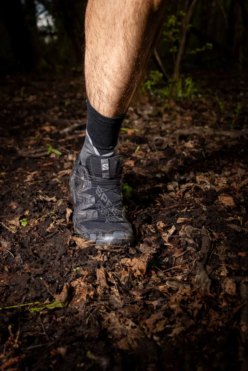 Salomon Speedcross 6 Men's Trail Running Shoe in Black/Black/Phantom-9