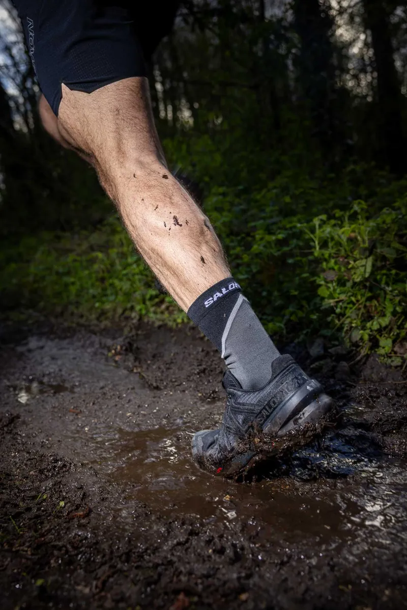 Salomon Speedcross 6 Men's Trail Running Shoe in Black/Black/Phantom-7