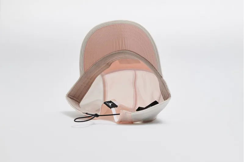 Våga Pacer Cap in Dust Grey/Pink-6