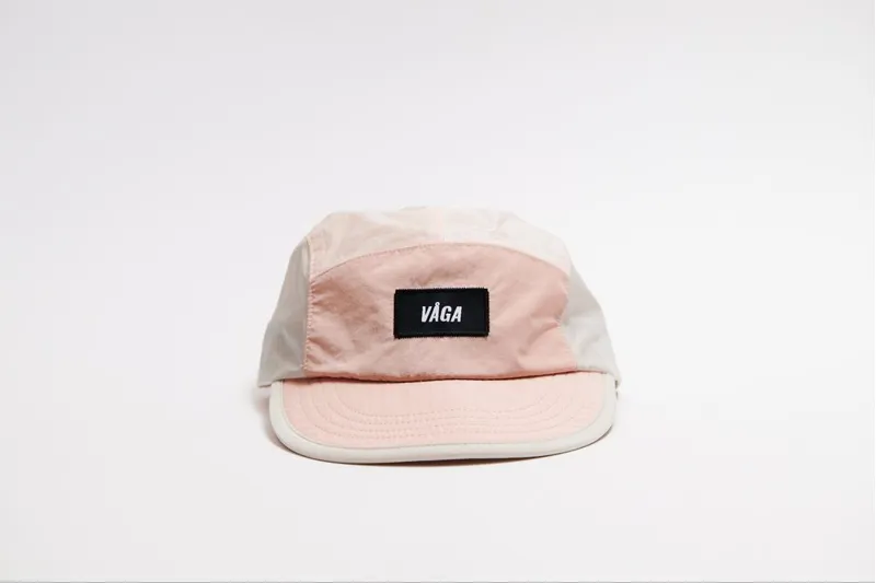 Våga Pacer Cap in Dust Grey/Pink-1