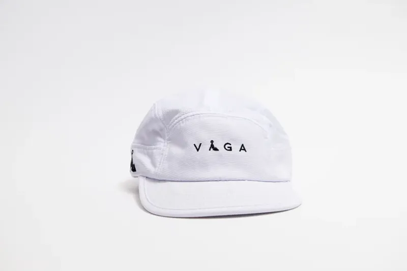 Våga Running Club Cap in All White-1