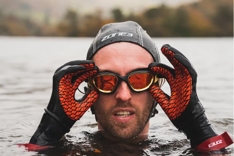 Zone3 Neoprene Swim Gloves in Black/Red-3