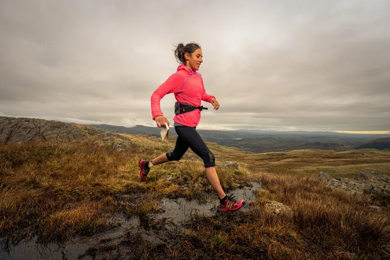 OMM Flash 0.75 Women's Running Tight in Black -3