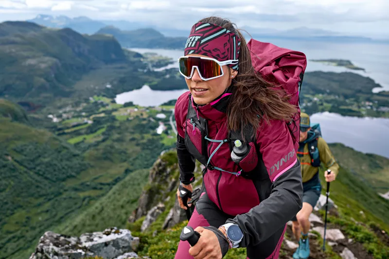 Dynafit Traverse 22 Fast-Hike/Mountaineering Unisex Backpack in Storm Blue/Blueberry-2