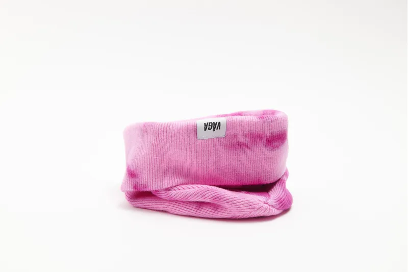 Våga Fine Rib Tie Dye Beanie in Bright Pink/Light Pink-2