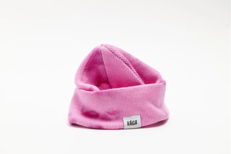 Våga Fine Rib Tie Dye Beanie in Bright Pink/Light Pink-4
