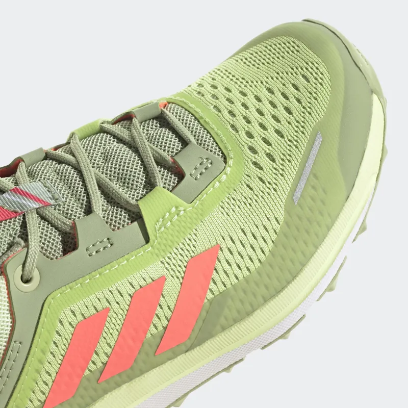 adidas Terrex Agravic Flow Kid's Trail Running Shoe in Pullim/Turbo/Ftwwht-6