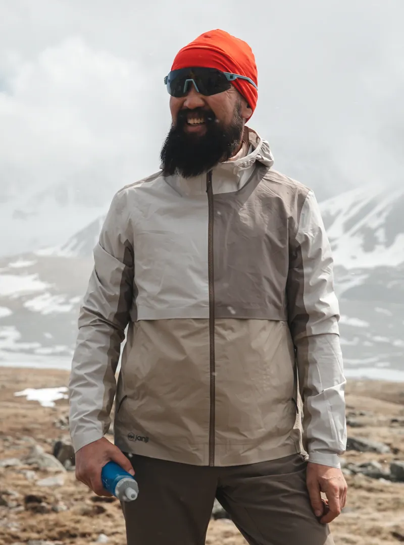 Janji Rainrunner Men's Lightweight Waterproof Pack Jacket in Steppelands-1