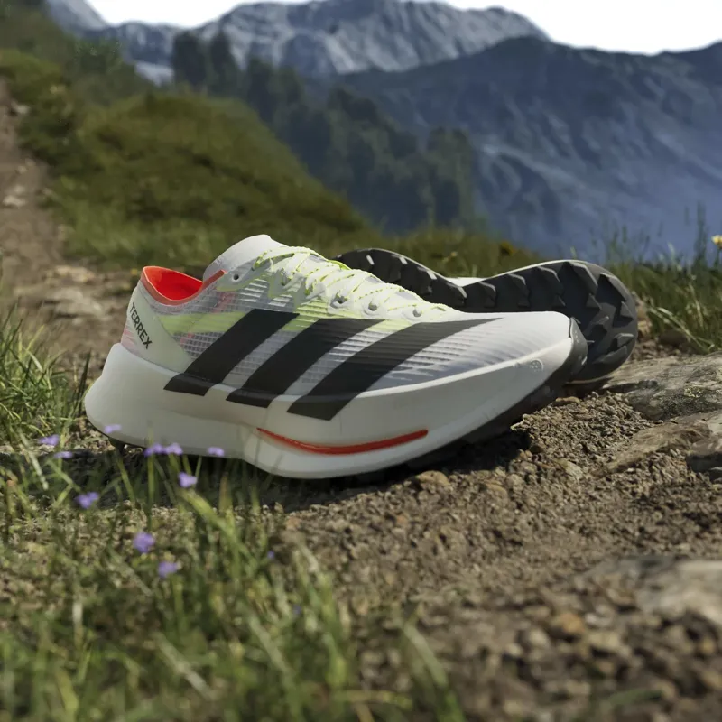 adidas Terrex Agravic Speed Ultra 2 in Cloud White/Core Black/Semi Orange-8