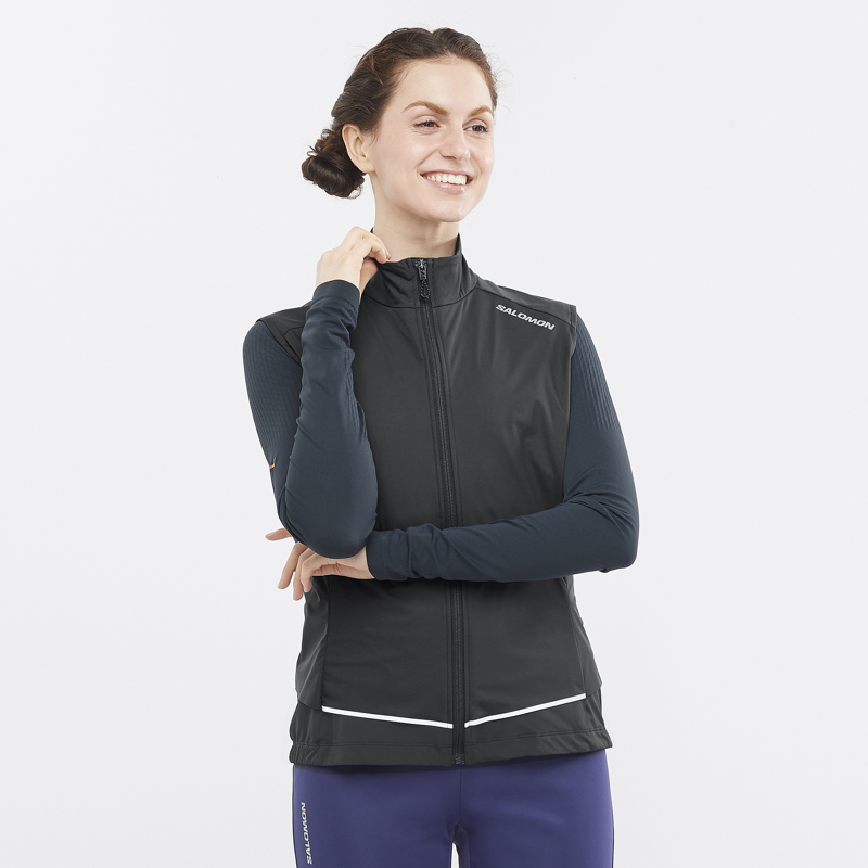 Salomon Women's Light Shell Vest Jacket in Deep Black-2