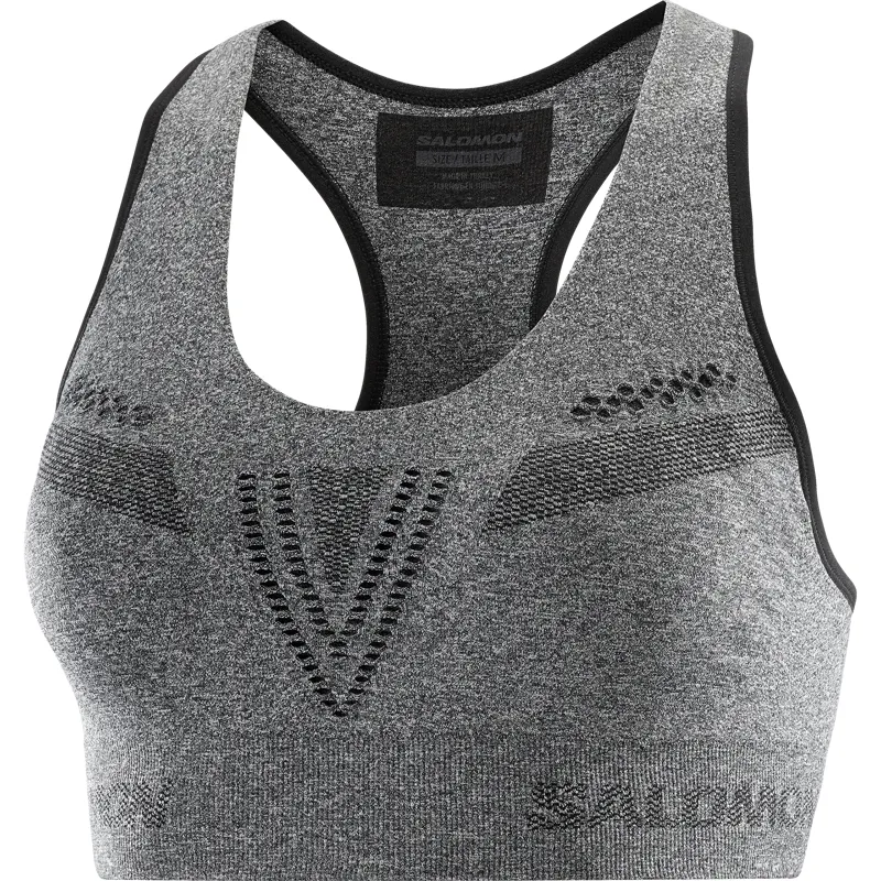 Salomon Elevate Move On Sports Bra in Deep Black