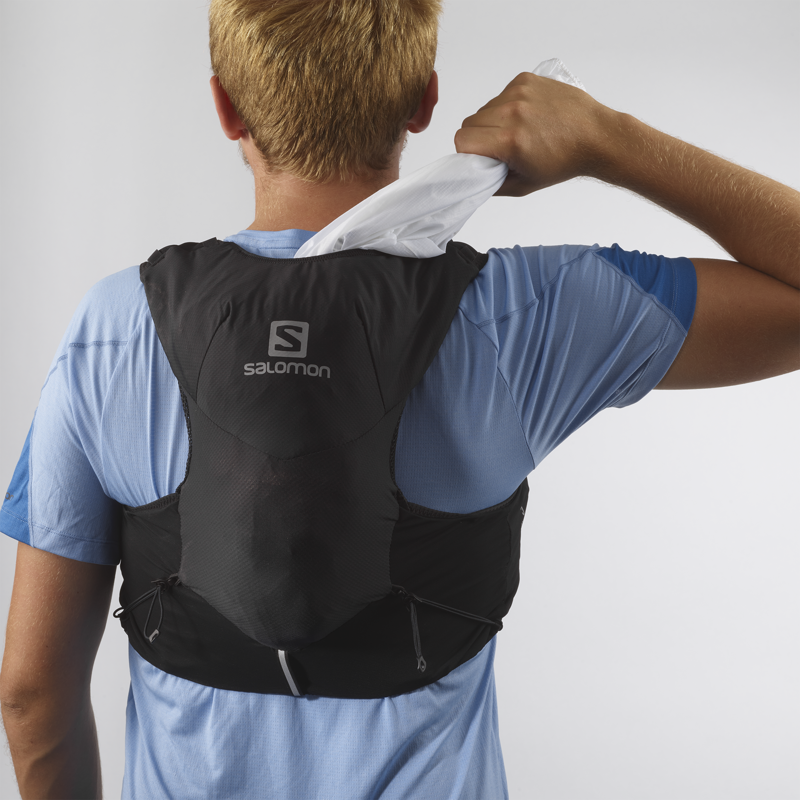 Salomon ADV Skin 5 Set Unisex Running Vest in Black/Ebony-8