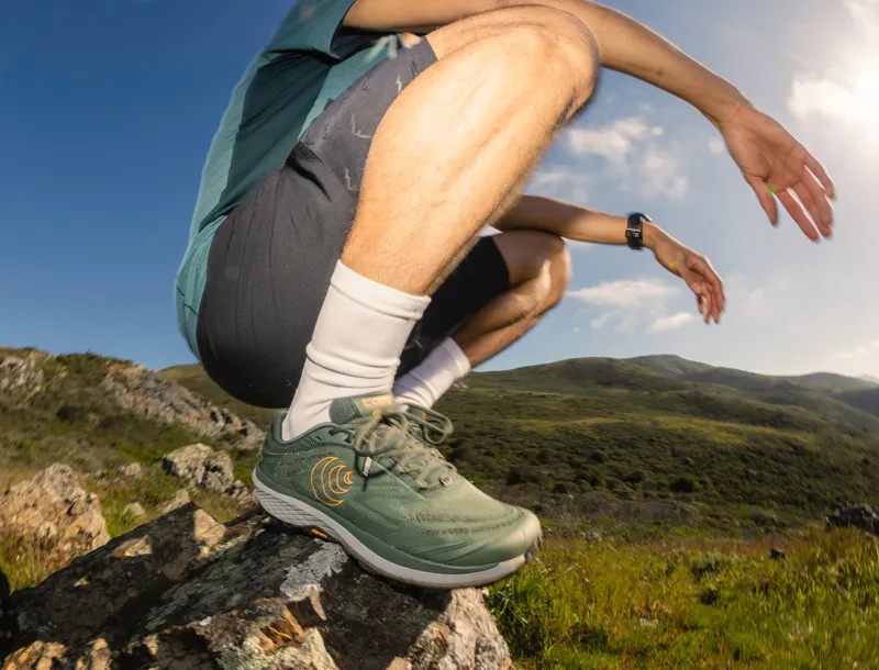 Topo Pursuit 2 Men's Trail Running Shoe in Green/Orange-6