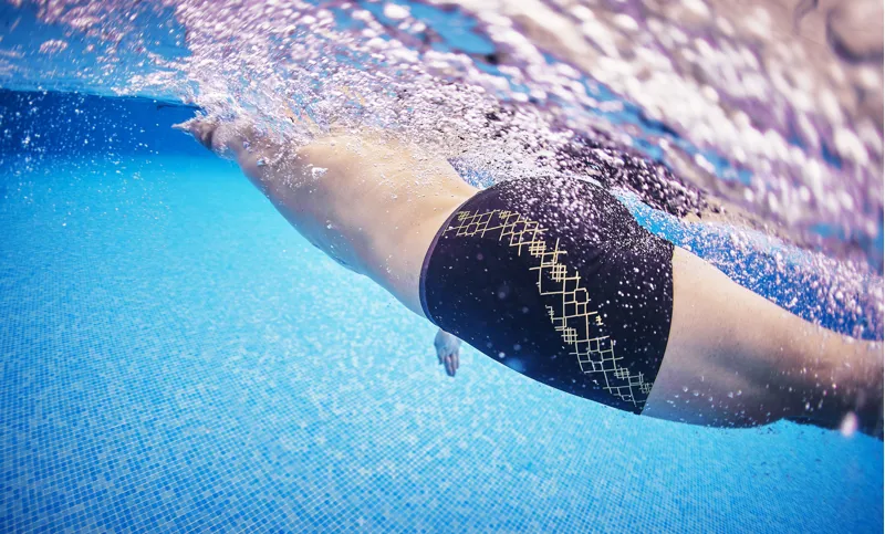 Zone3 Men's Iconic Aquashort in Black/Gold-2