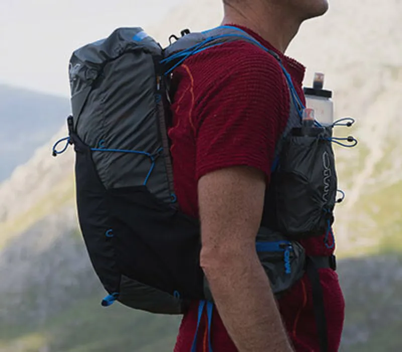 OMM Phantom 18 Unisex Running Pack in Grey-10