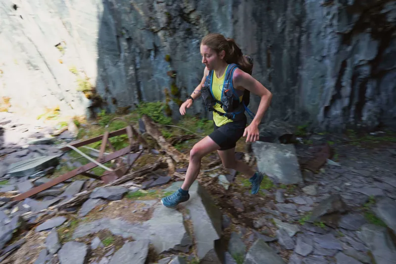 OMM Phantom 18 Unisex Running Pack in Grey-5