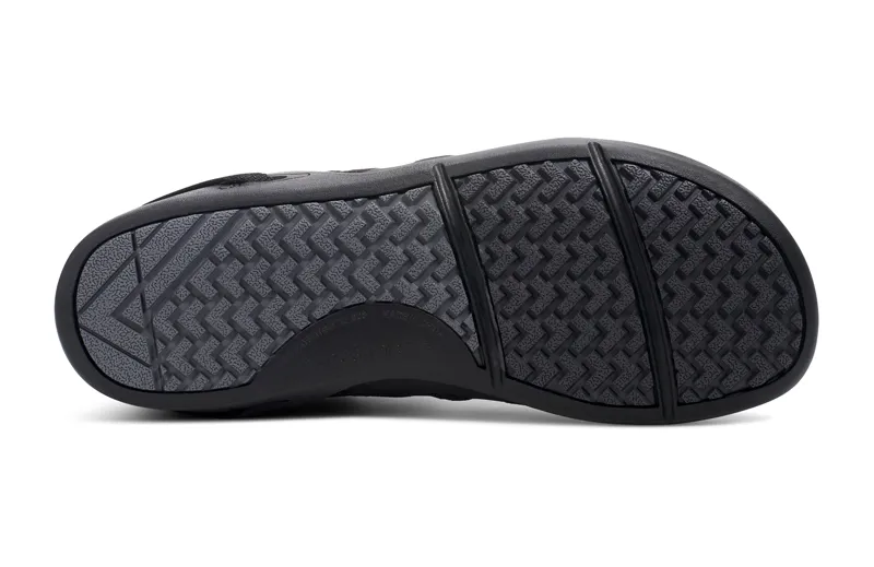 XeroShoes Prio Neo Men's Barefoot Shoe in Black-5