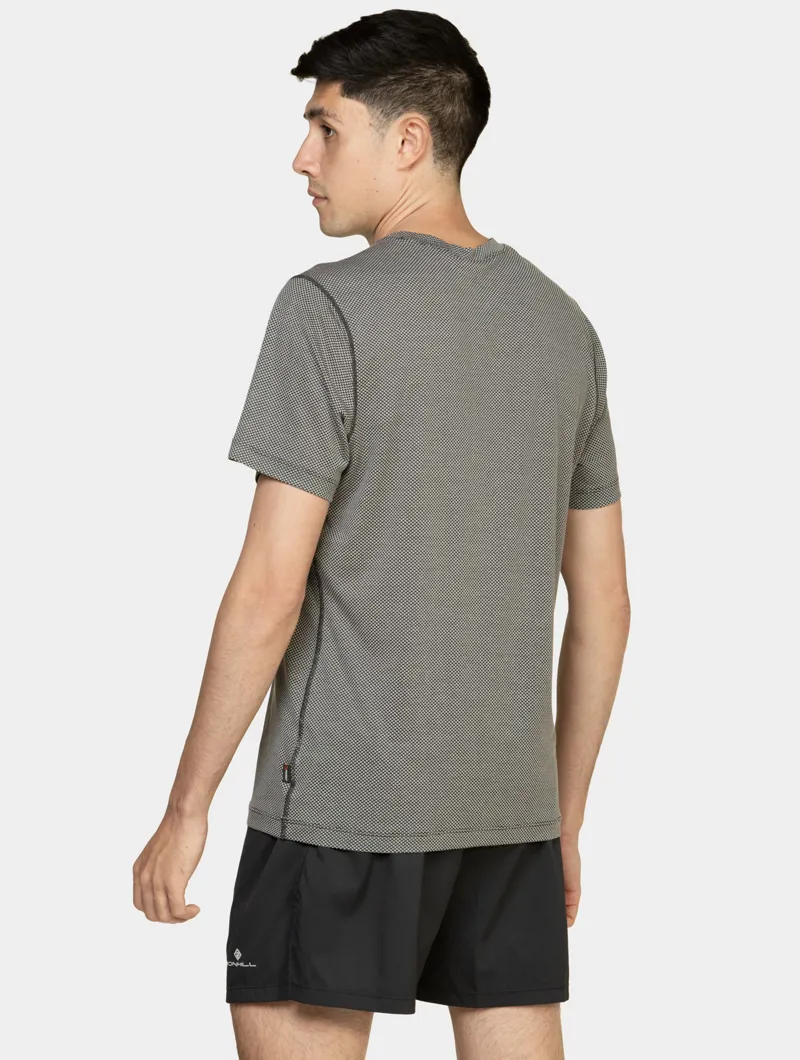 Ronhill Tech Golden Hour Men's Running T-Shirt in Black Matrix-3
