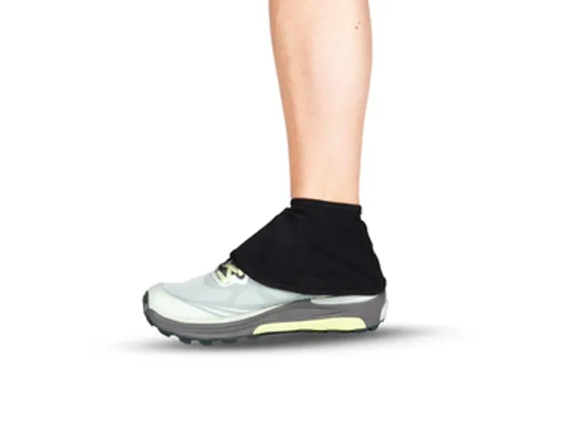Topo Performance Gaiter in Black-3