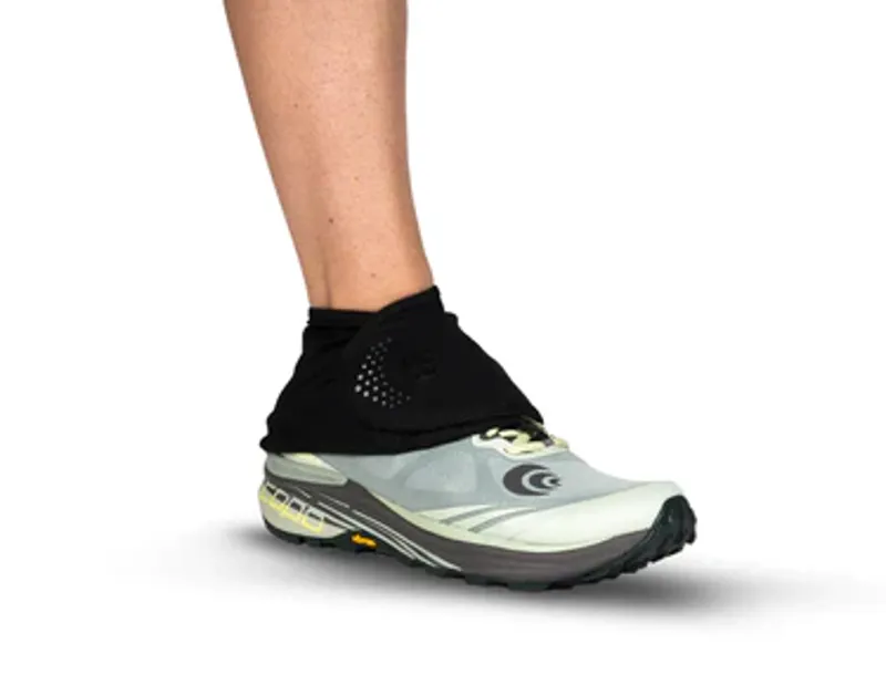 Topo Performance Gaiter in Black